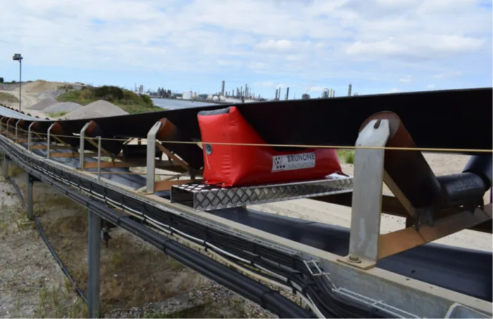 BeltLifter Pneumatic Conveyor Belt Lift